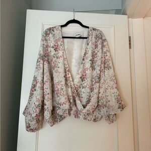 Arula floral blouse